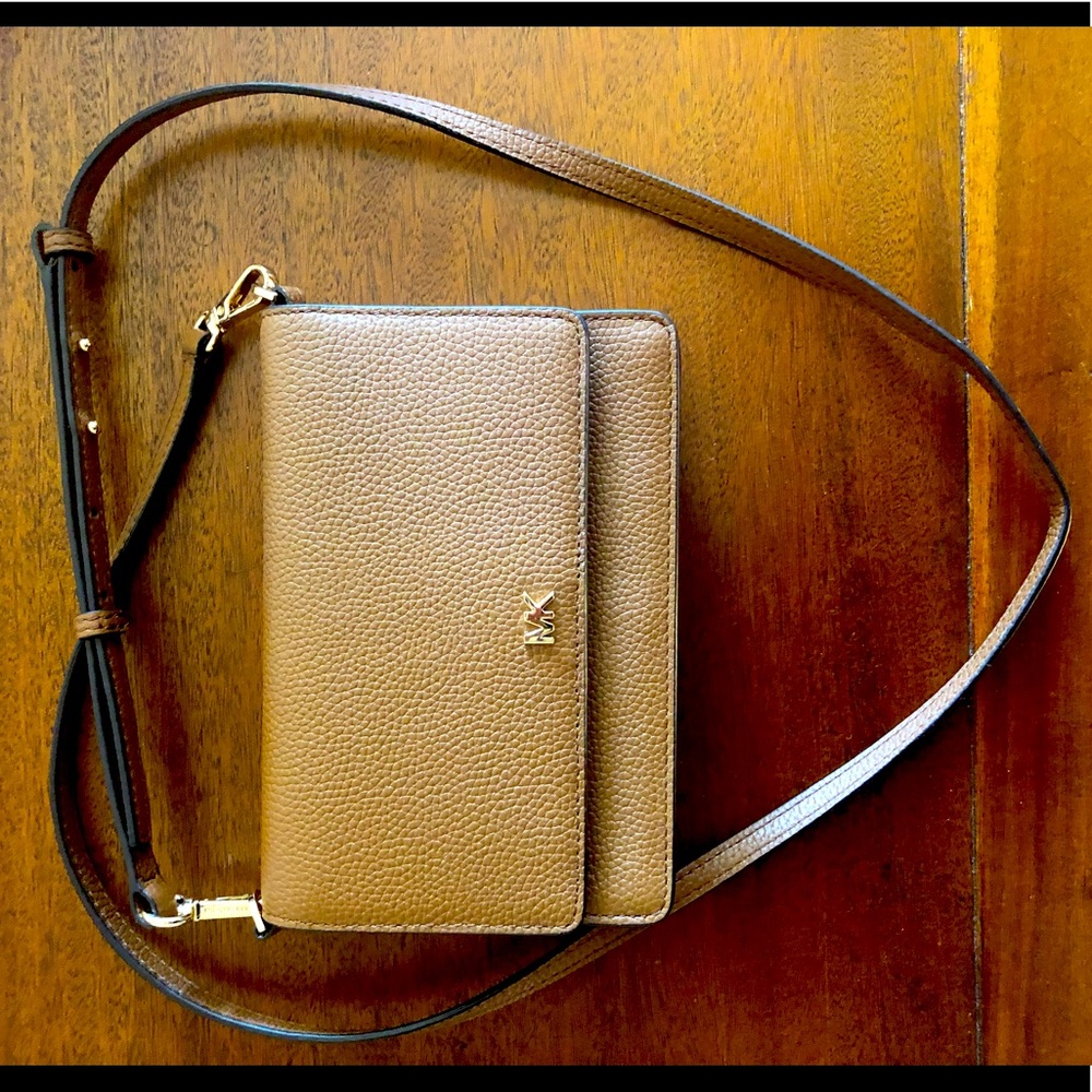 Michael Kors Crossbody Bag